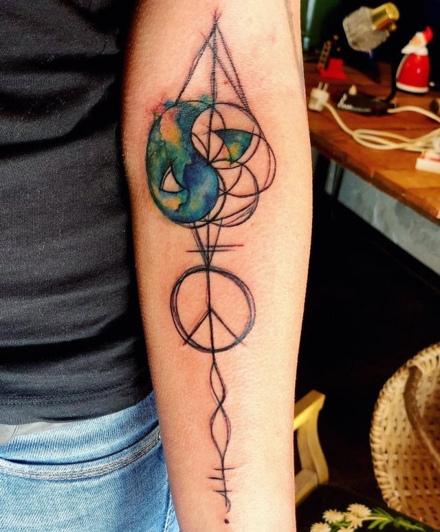 tattoo simbolo paz 139