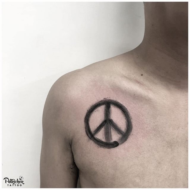 tattoo simbolo paz 67