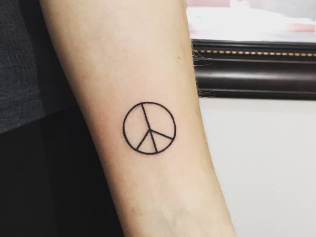 tattoo simbolo paz 71