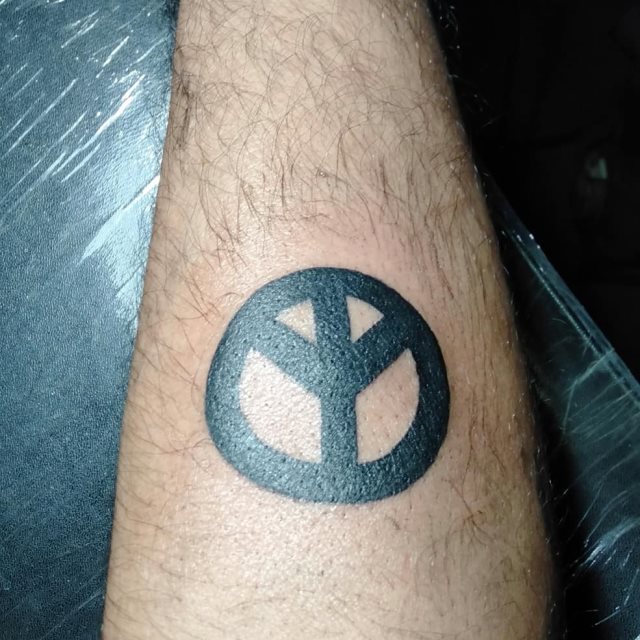 tattoo simbolo paz 86