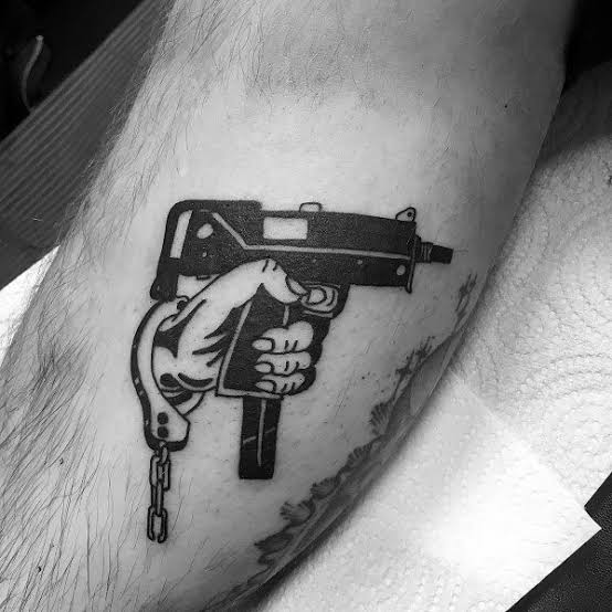 tattoo uzi 04