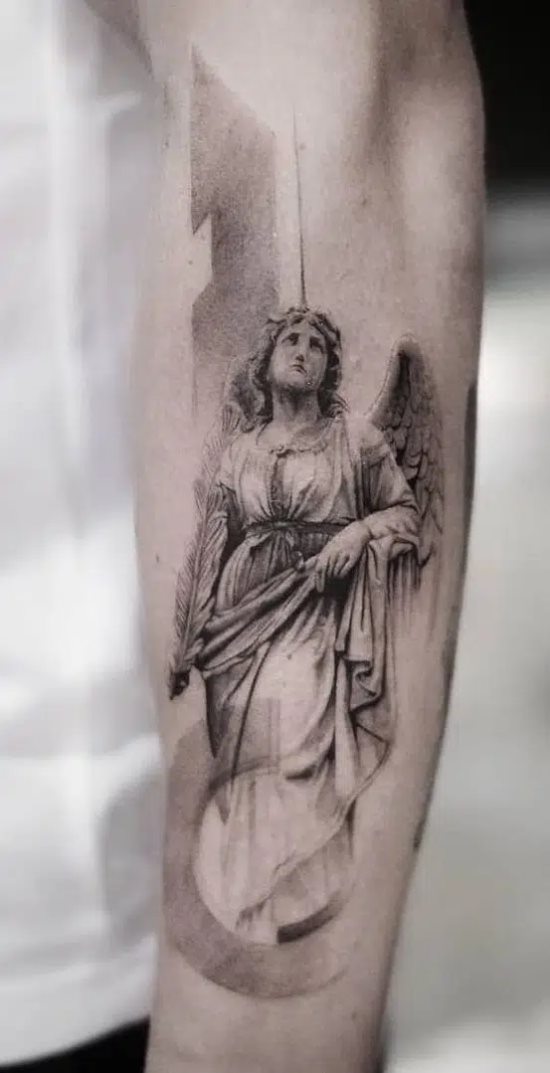 tattoo estatua romana 01