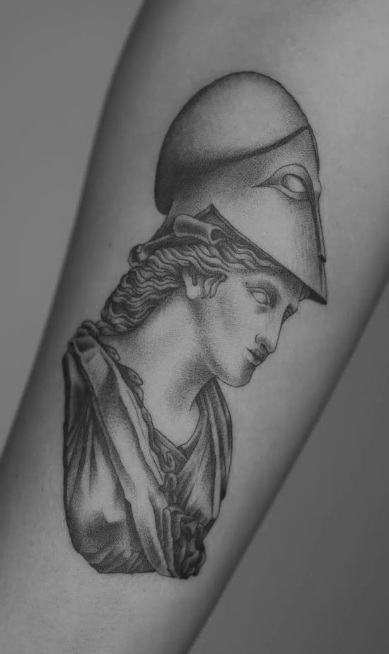 tattoo estatua romana 14