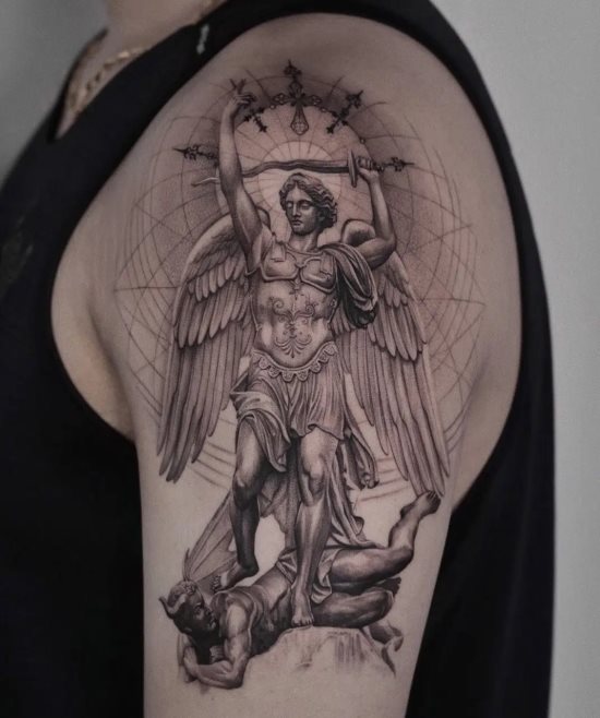 Tatuajes de estatuas romanas – 24 diseños muy conocidos