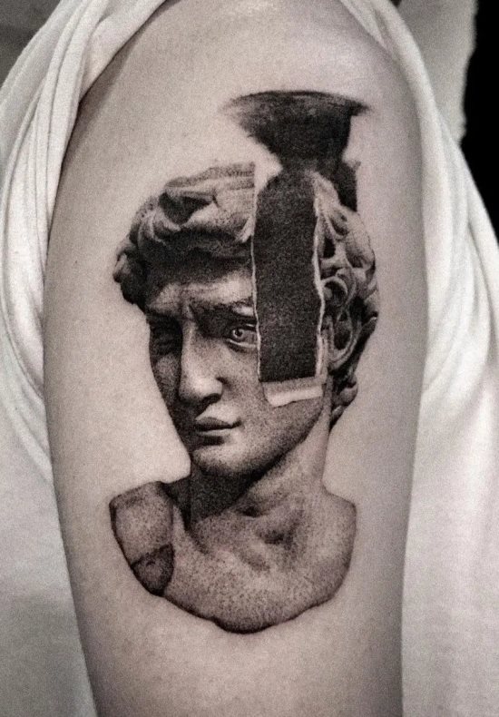 tattoo estatua romana 22