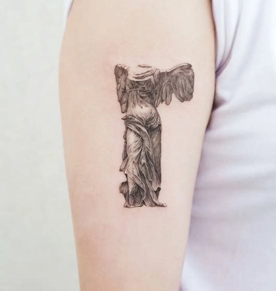 tattoo estatua romana 26