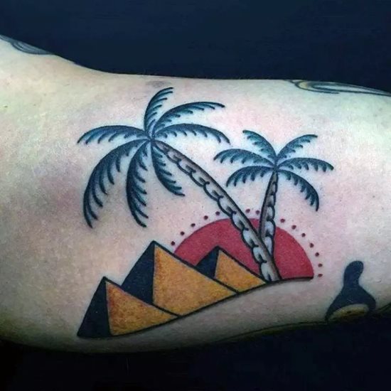 tattoo piramide 67