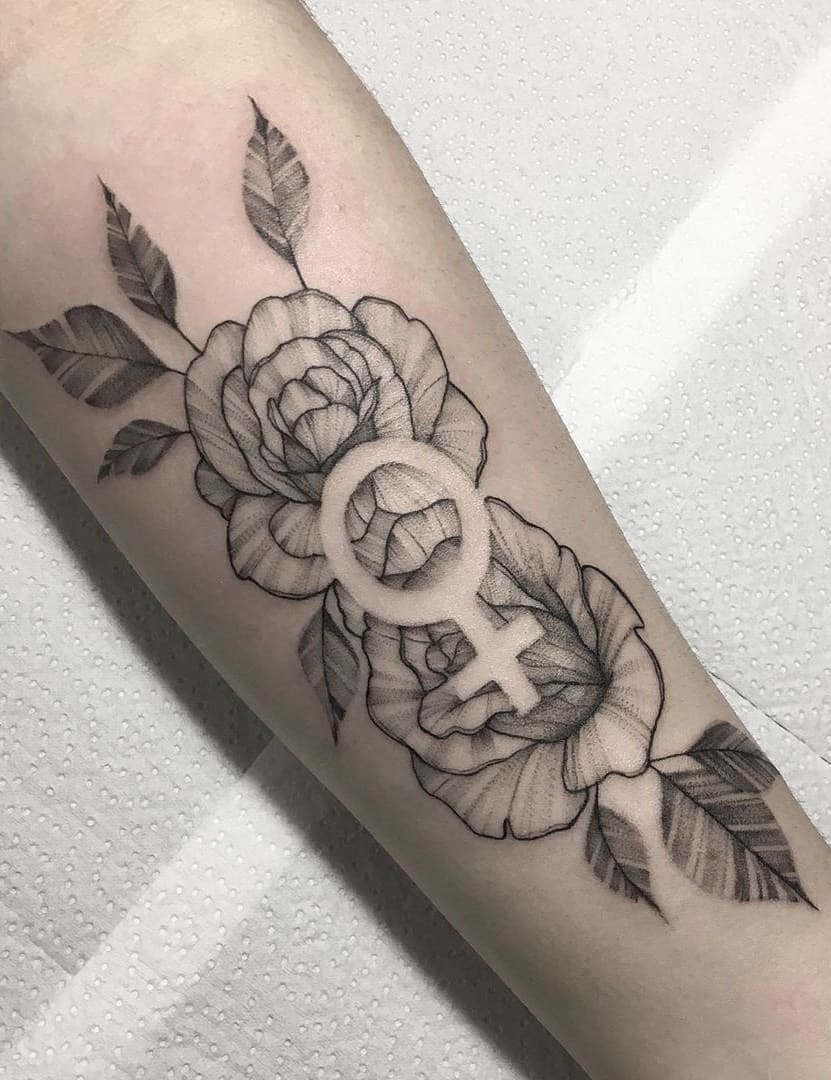 tatuaje antebrazo para mujer 17