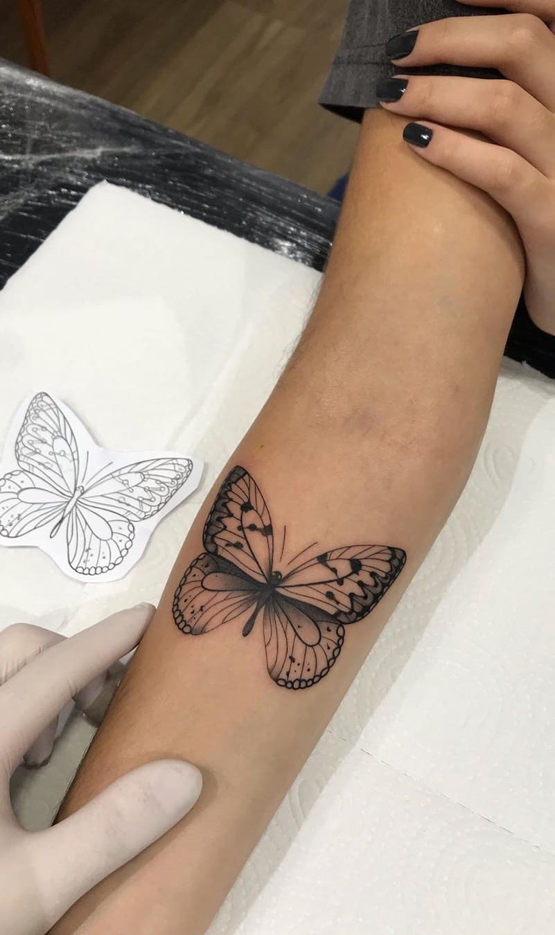 tatuaje antebrazo para mujer 20