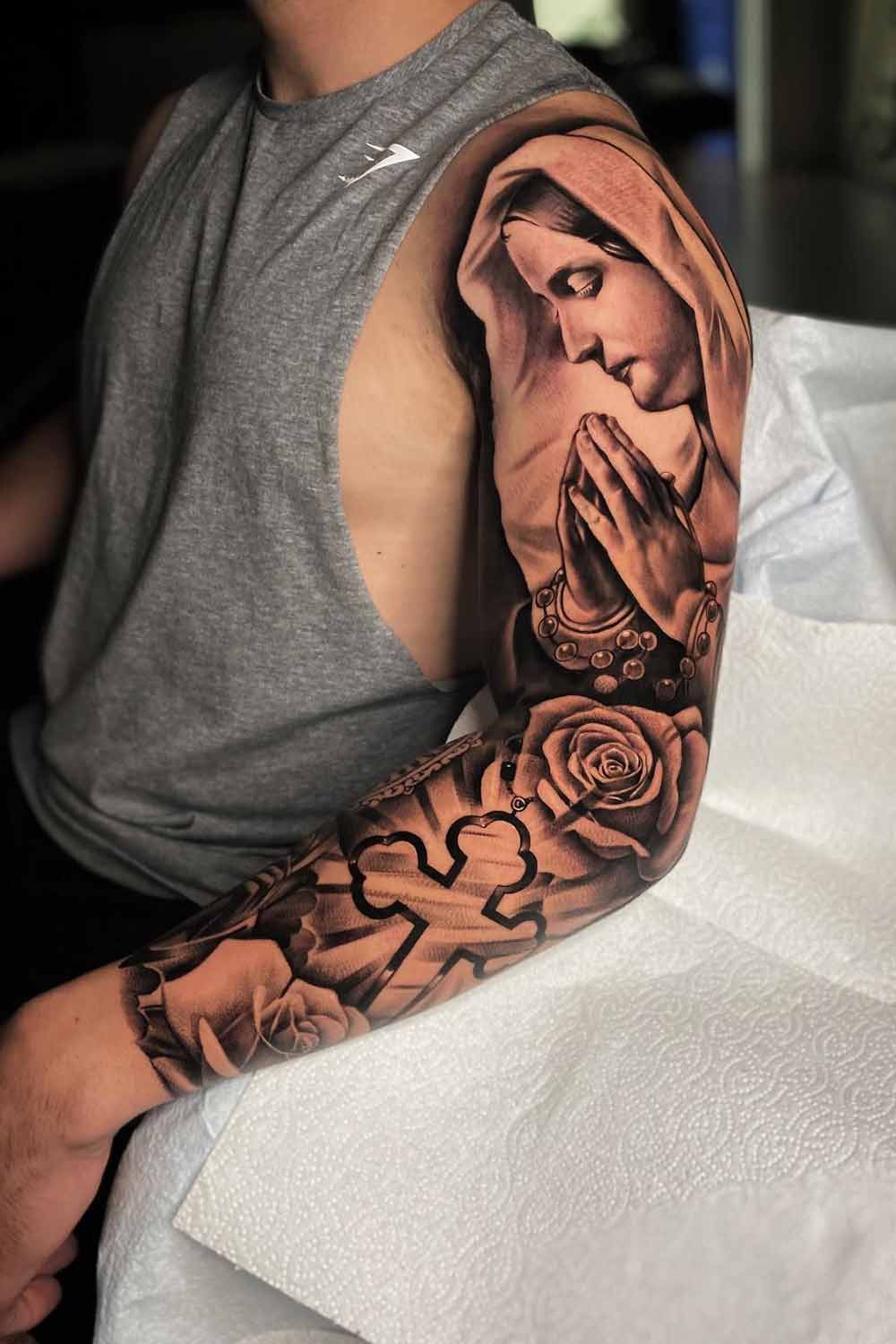 tatuaje brazo completo para hombre 35
