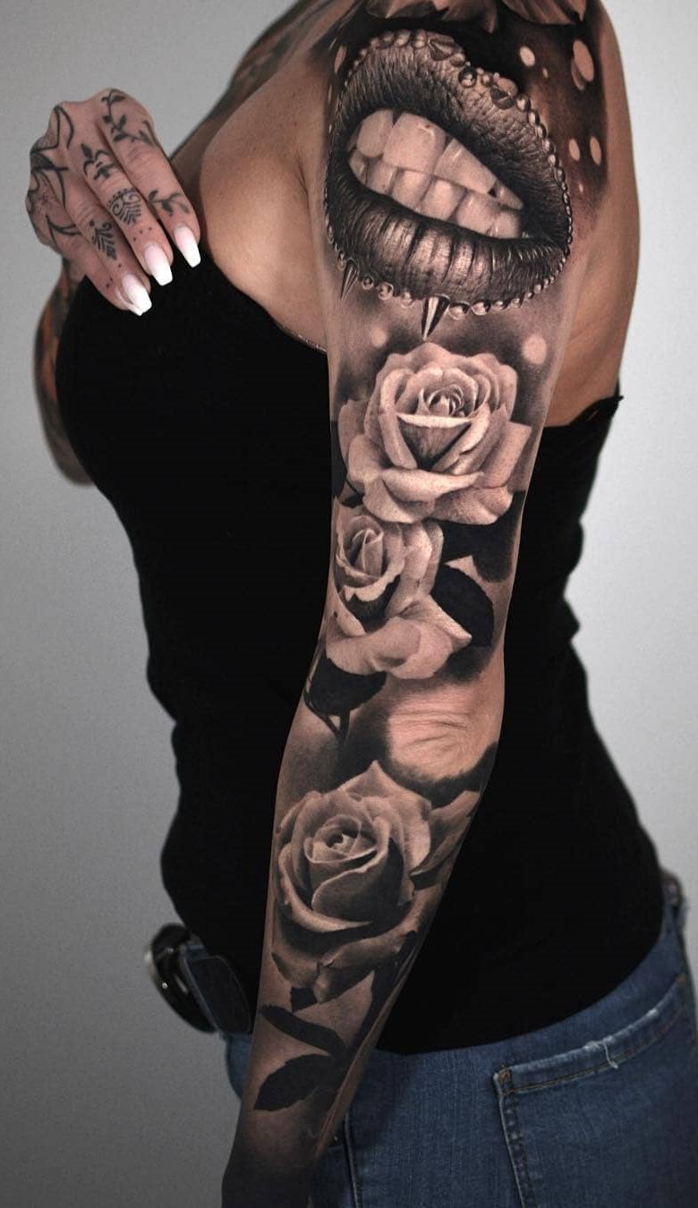 tatuaje brazo completo para mujer 15