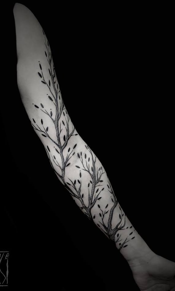 tatuaje brazo completo para mujer 18