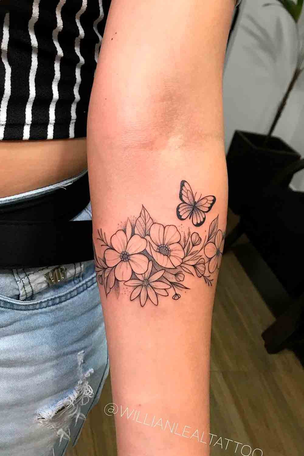 tatuaje brazo de mujer 15