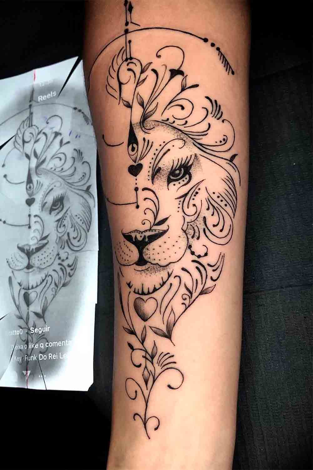 tatuaje brazo de mujer 17
