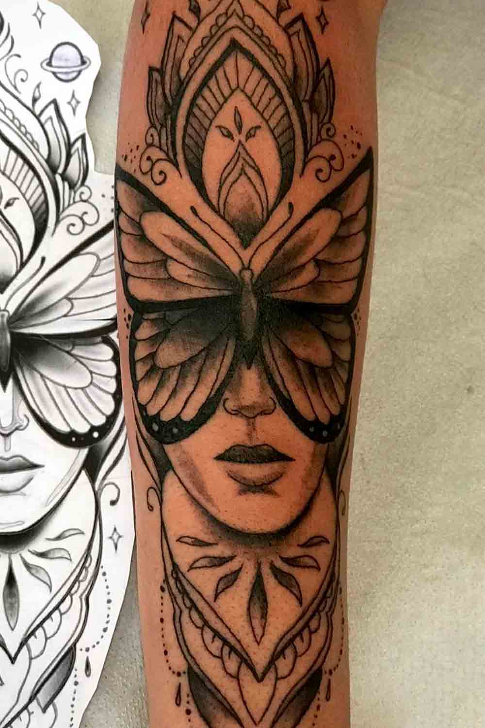 tatuaje brazo de mujer 23