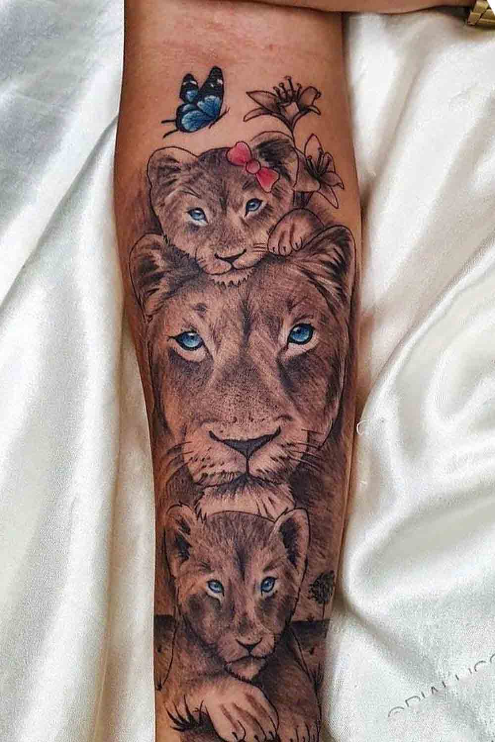 tatuaje brazo de mujer 25
