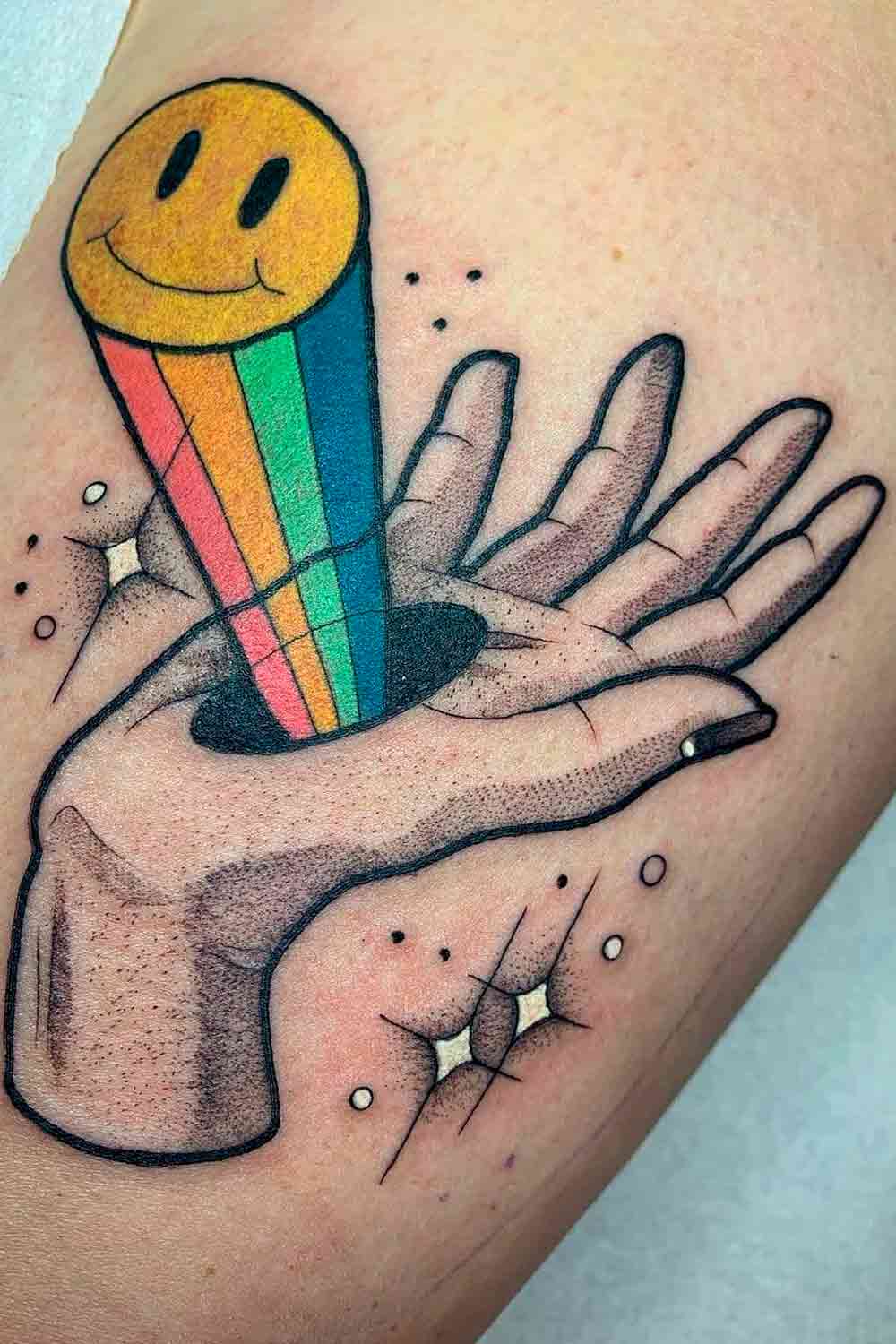 tatuaje colorido para mujer 11