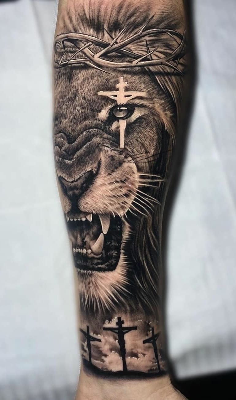 tatuaje de hombre antebrazo 15