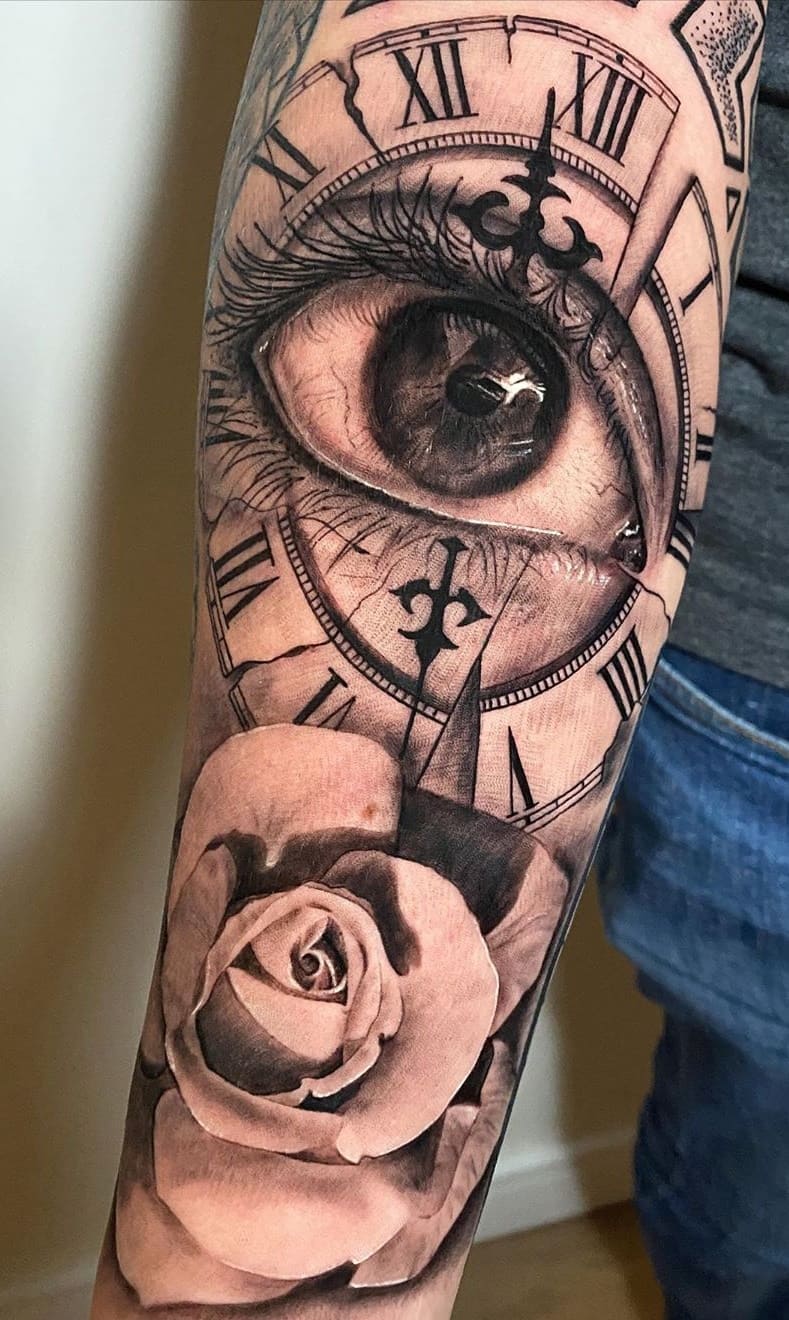 tatuaje de hombre antebrazo 16