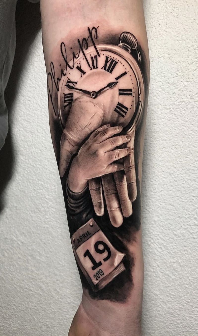 tatuaje de hombre antebrazo 30