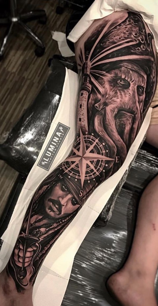 tatuaje de hombre en la pierna 04