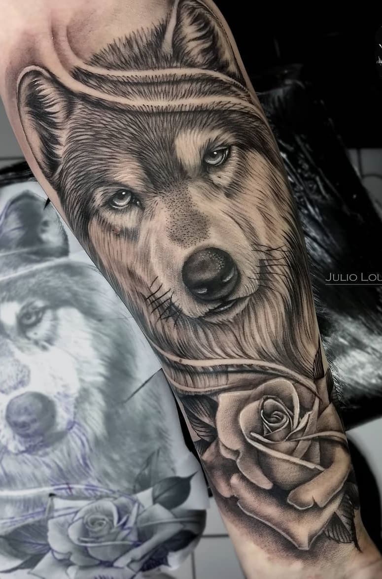 tatuaje de lobo para hombre 05