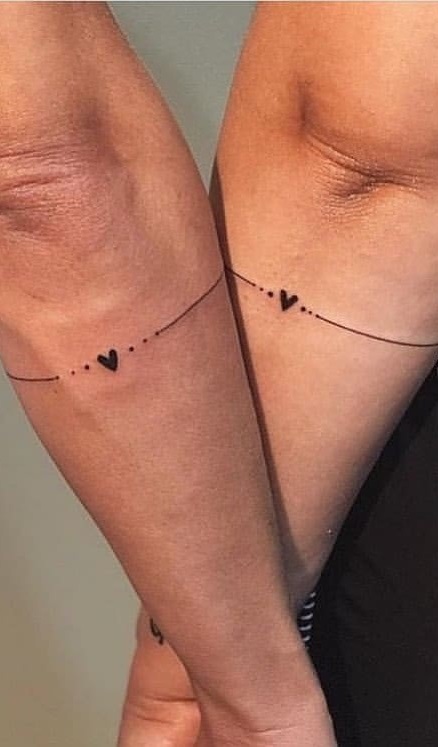 tatuaje de pareja para mujer 12