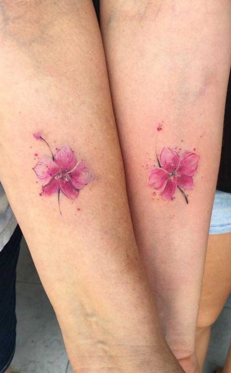 tatuaje de pareja para mujer 14