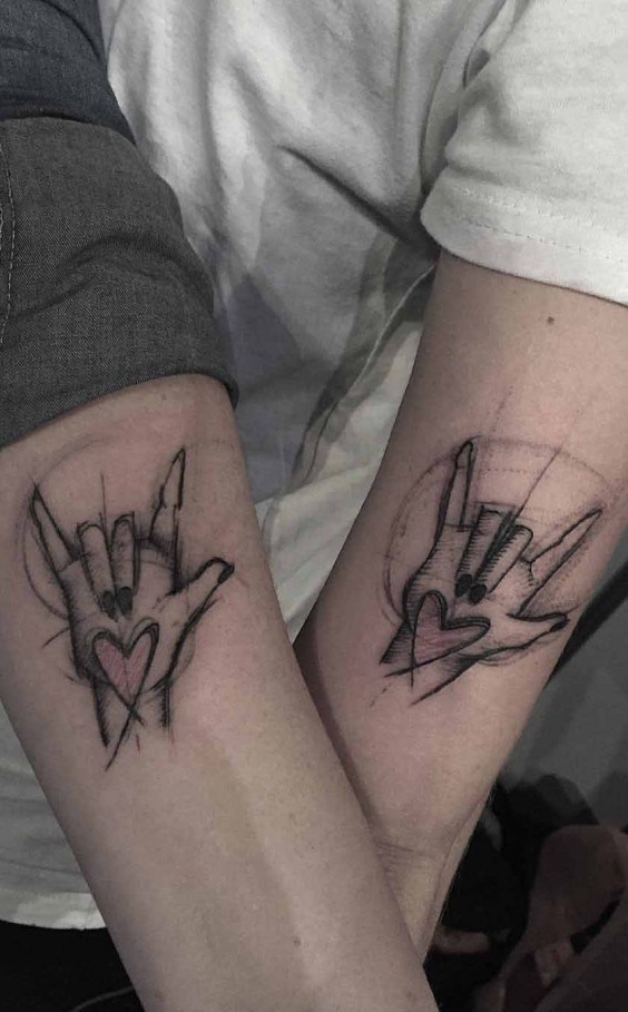 tatuaje de pareja para mujer 30