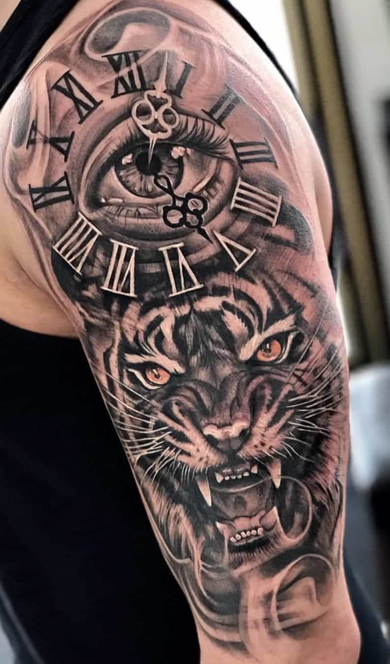 tatuaje de tigre para hombre 18