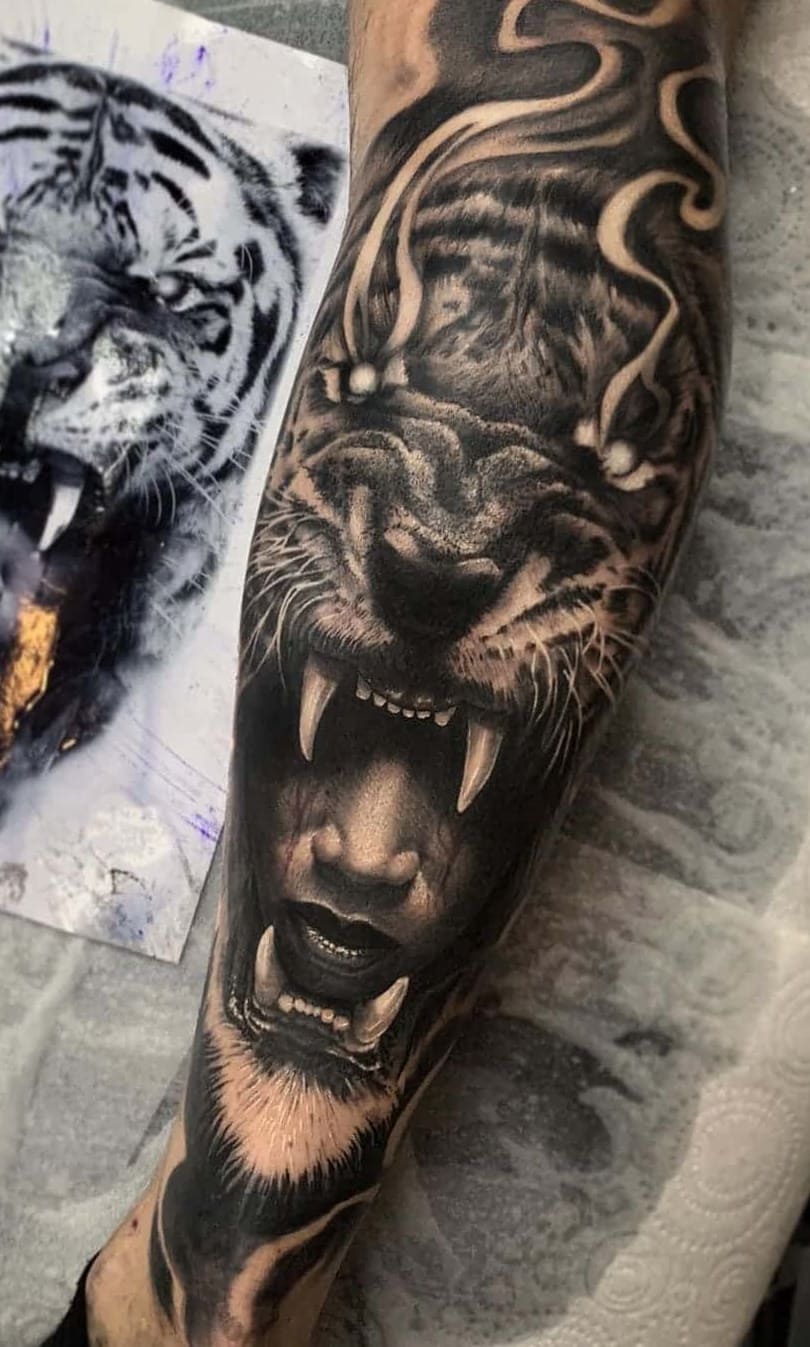 tatuaje de tigre para hombre 44
