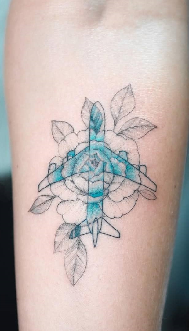 tatuaje en el brazo para mujer 19