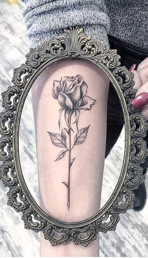 tatuaje en el brazo para mujer 20