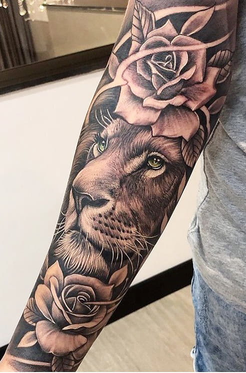 tatuaje en el brazo para mujer 29