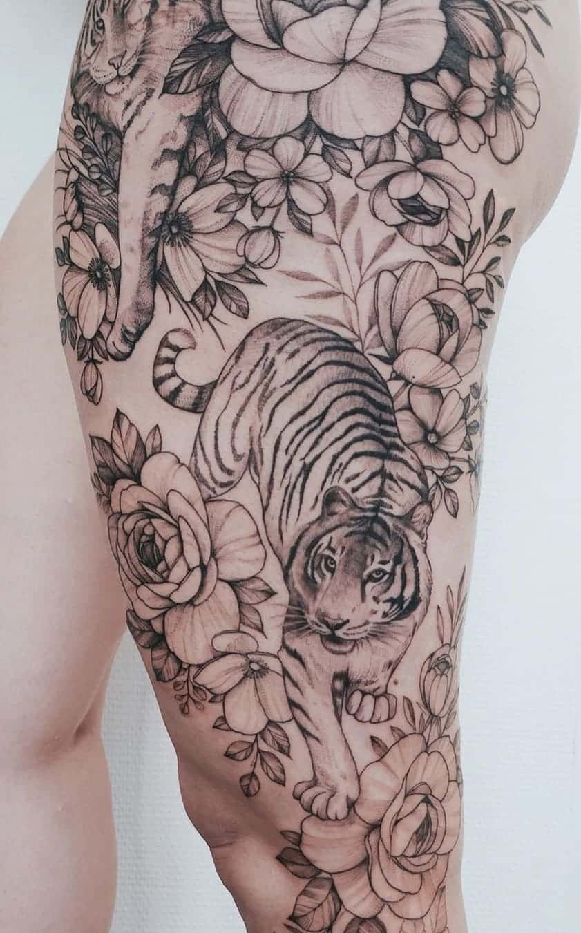 tatuaje en la pierna para mujer 18