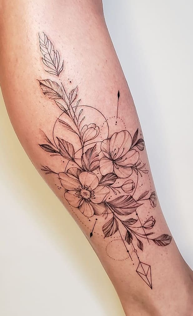 tatuaje en la pierna para mujer 27