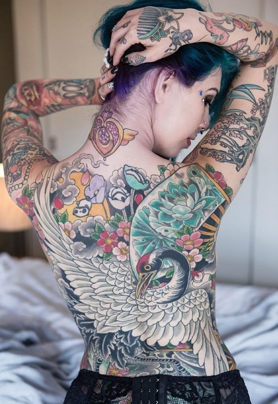 tatuaje espalda para mujer 19