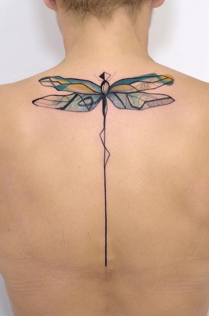 tatuaje espalda para mujer 34