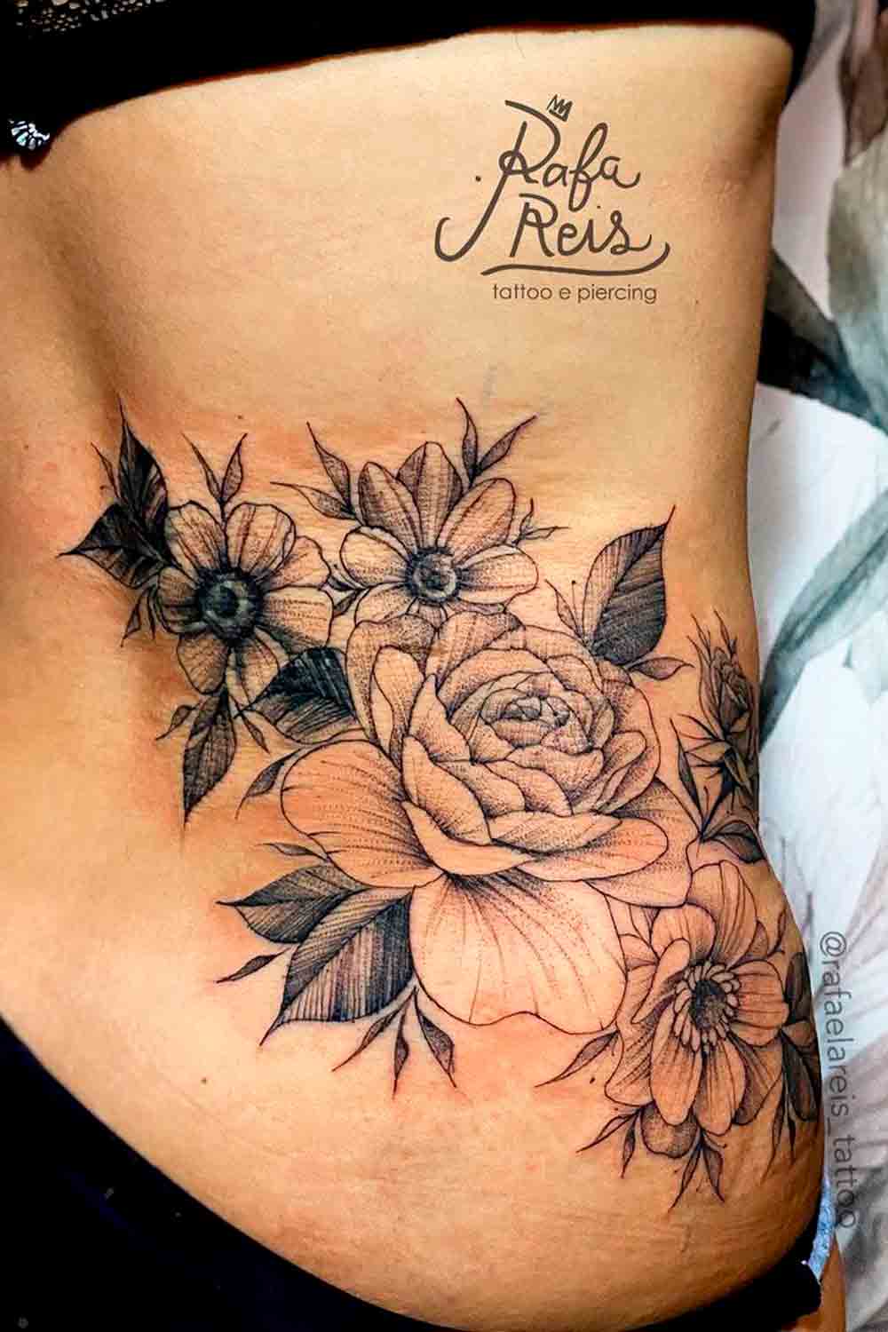 tatuaje espalda para mujer 51