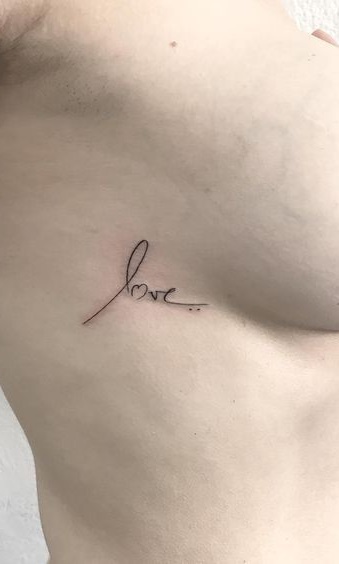 tatuaje frase texto de mujer 19