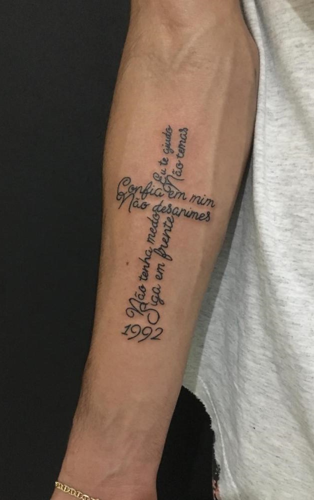 tatuaje frase texto de mujer 32