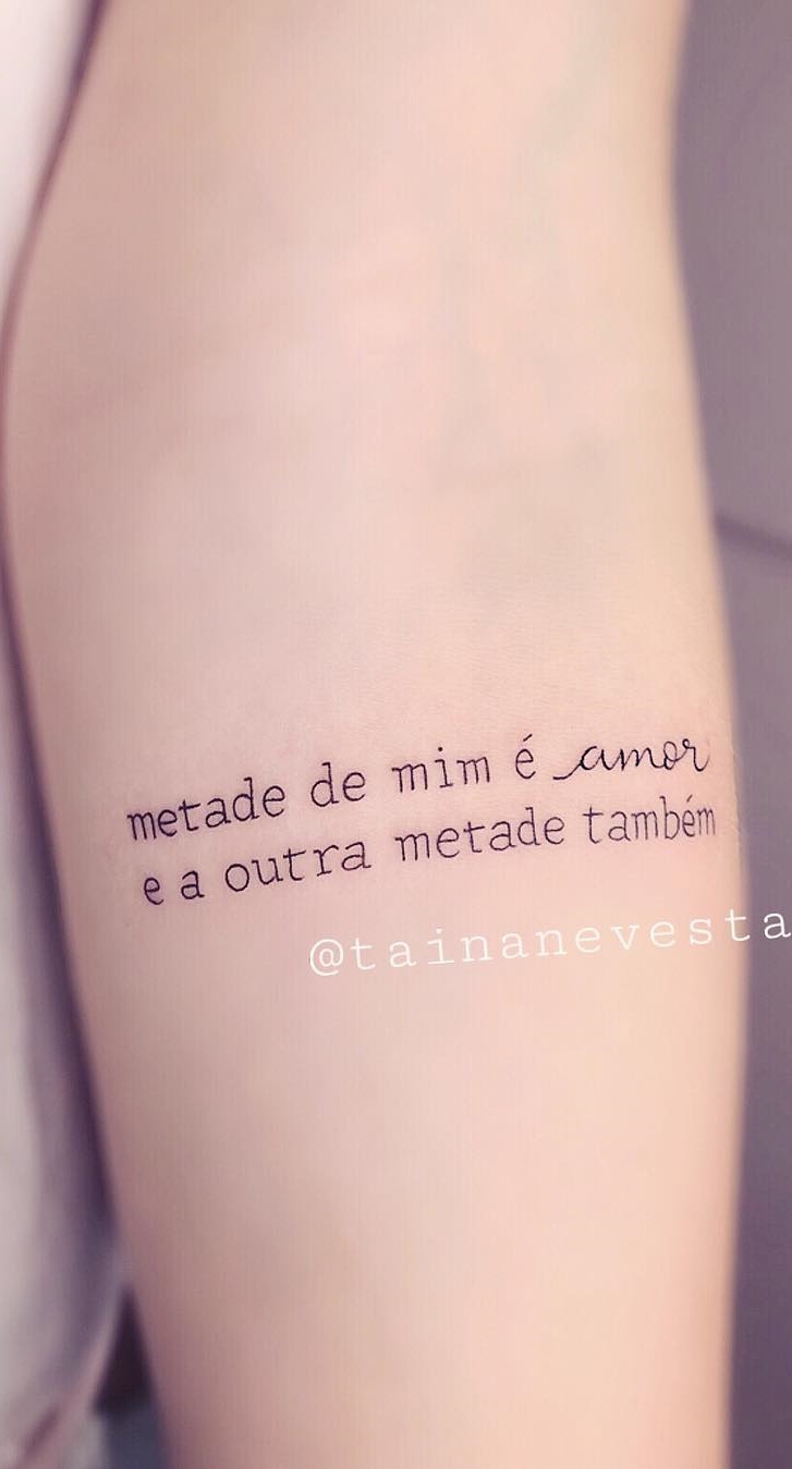 tatuaje frase texto de mujer 34