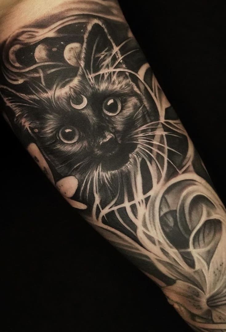 tatuaje gato para mujer 04