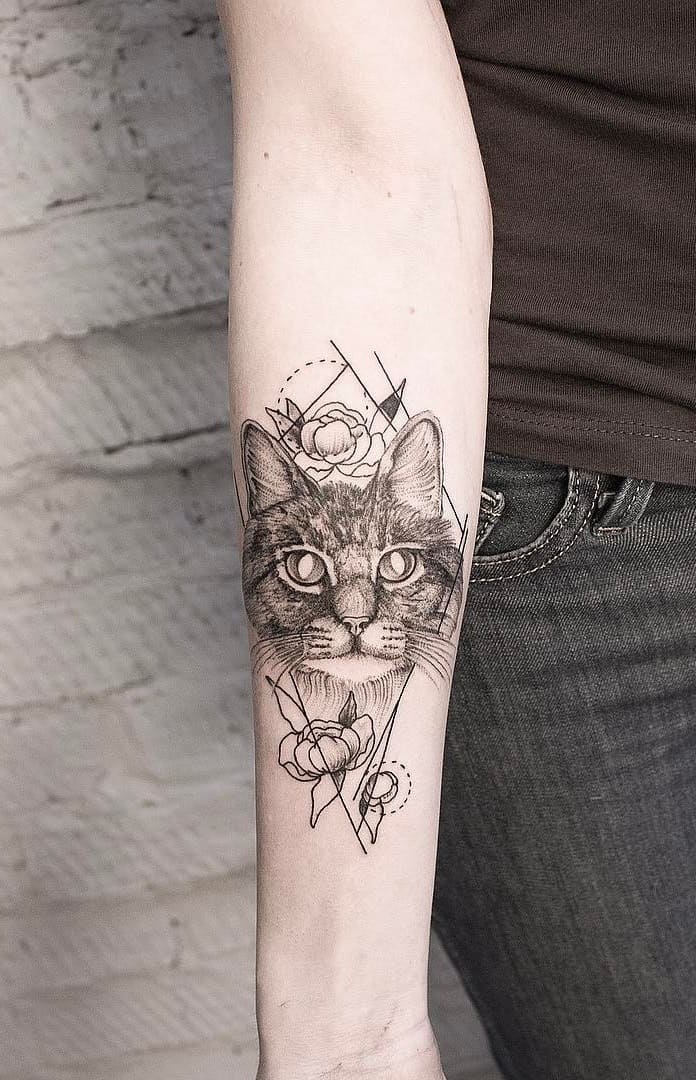 tatuaje gato para mujer 18