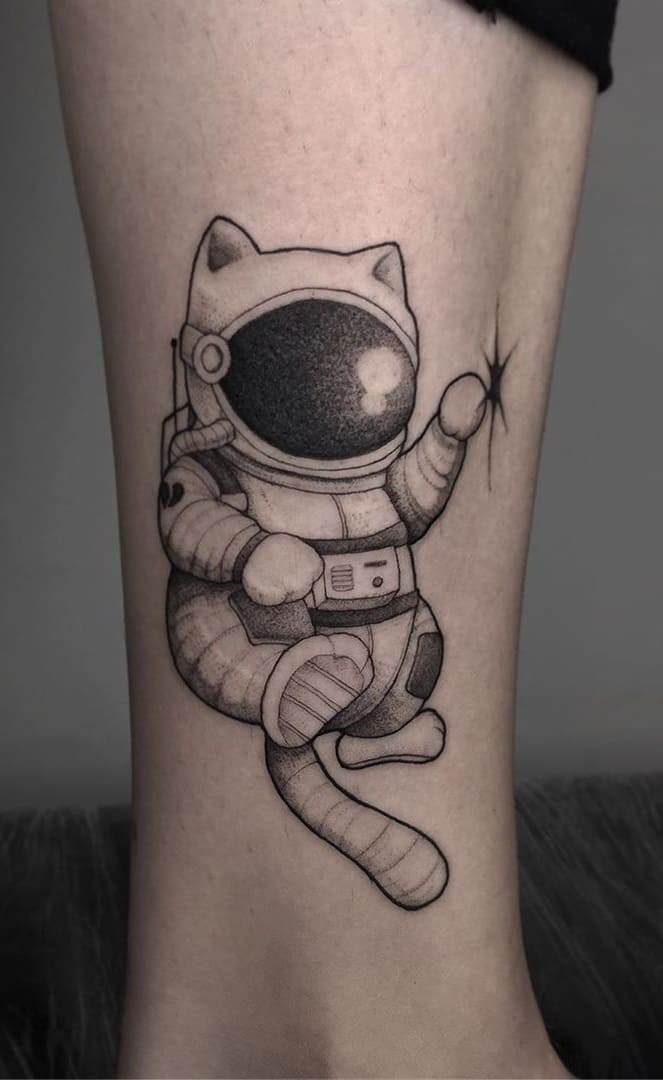 tatuaje gato para mujer 20