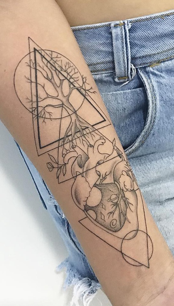 tatuaje lineas trazos finos para mujer 15