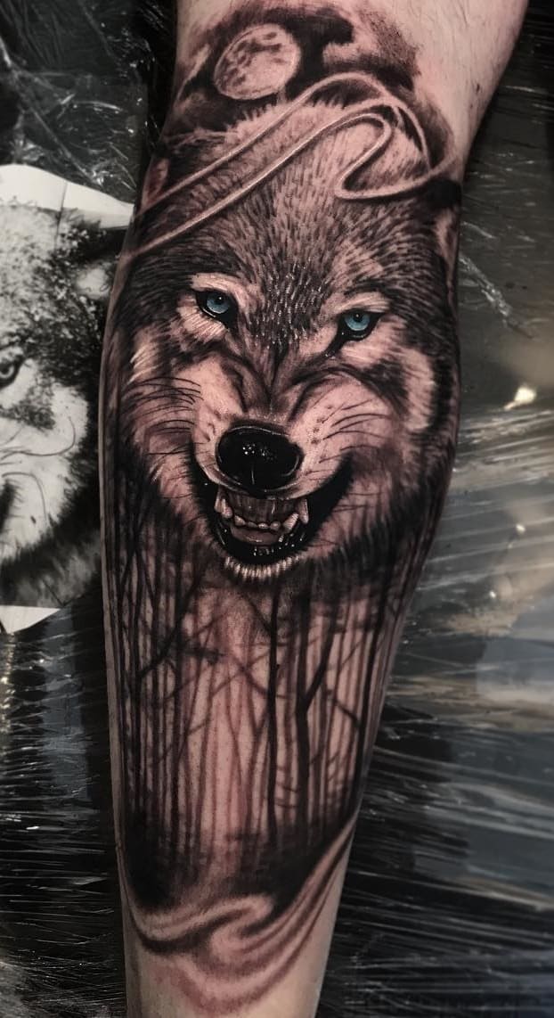 tatuaje lobo para mujer 30
