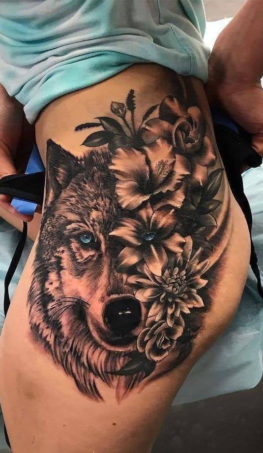 tatuaje lobo para mujer 34