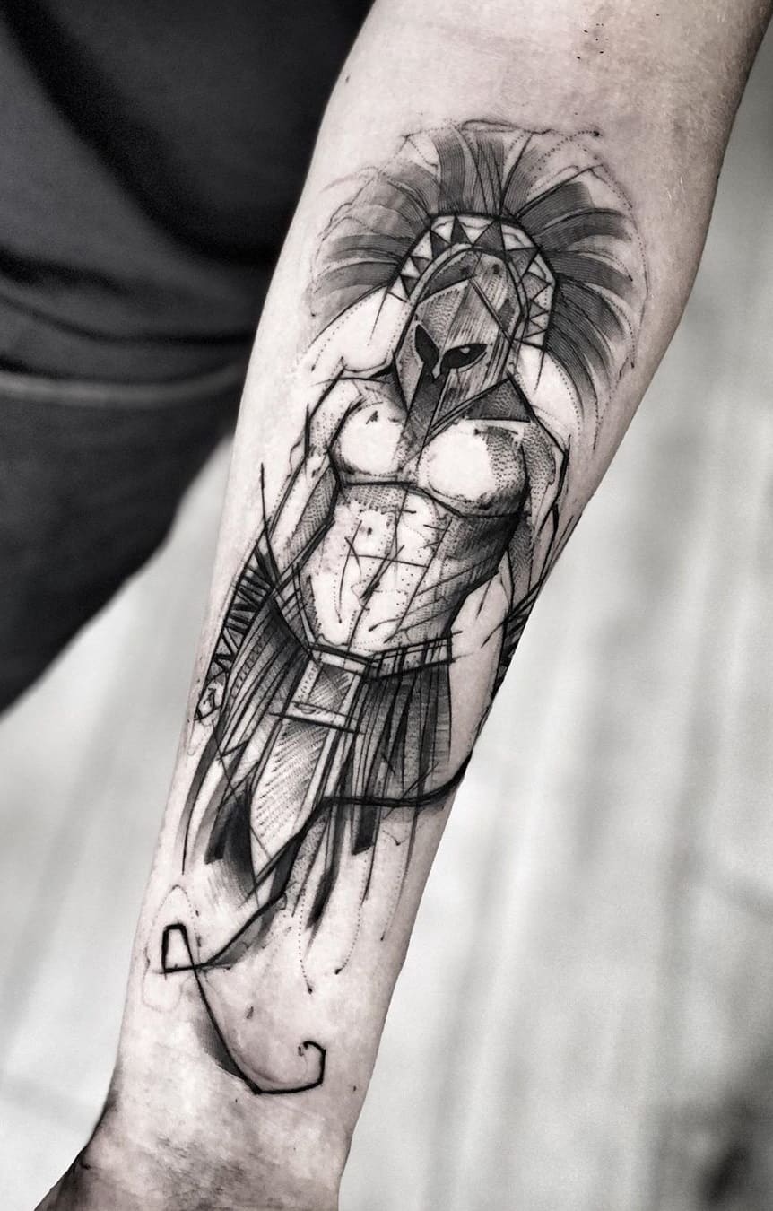 tatuaje masculino de gladiador 22