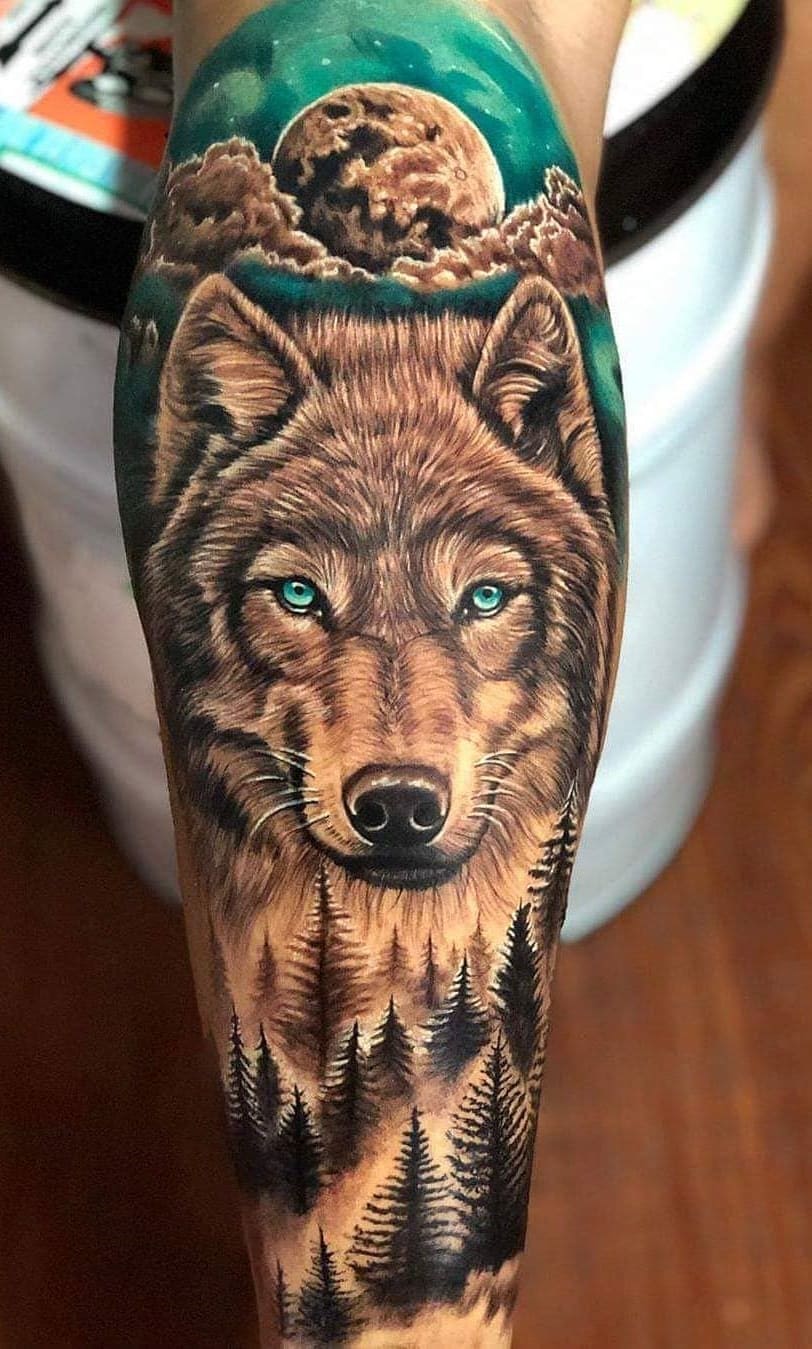 tatuaje masculino de lobo 12